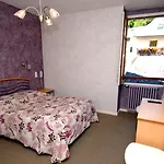 George Hotel 2*