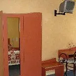 Hotel George 2*