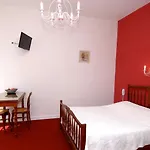 Hotel George