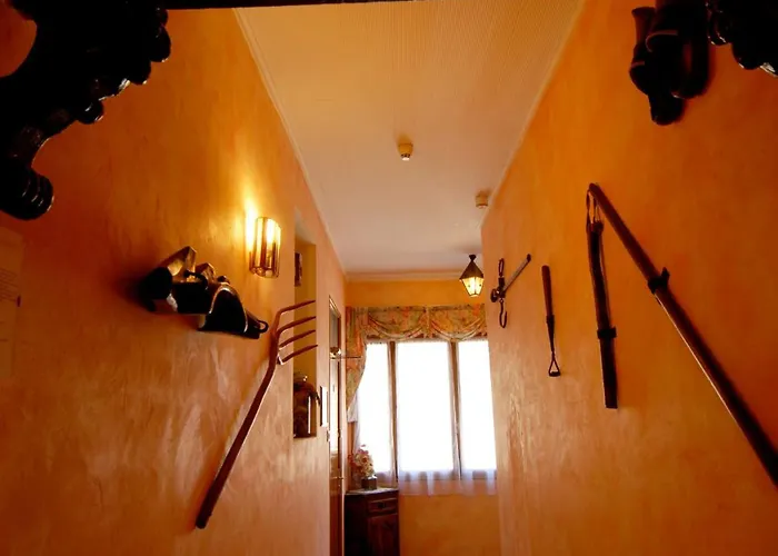Hotel George 2*
